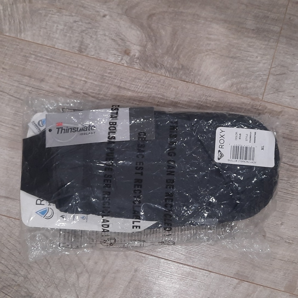 NWT Roxy Mitton Insolators - Picture 7 of 7
